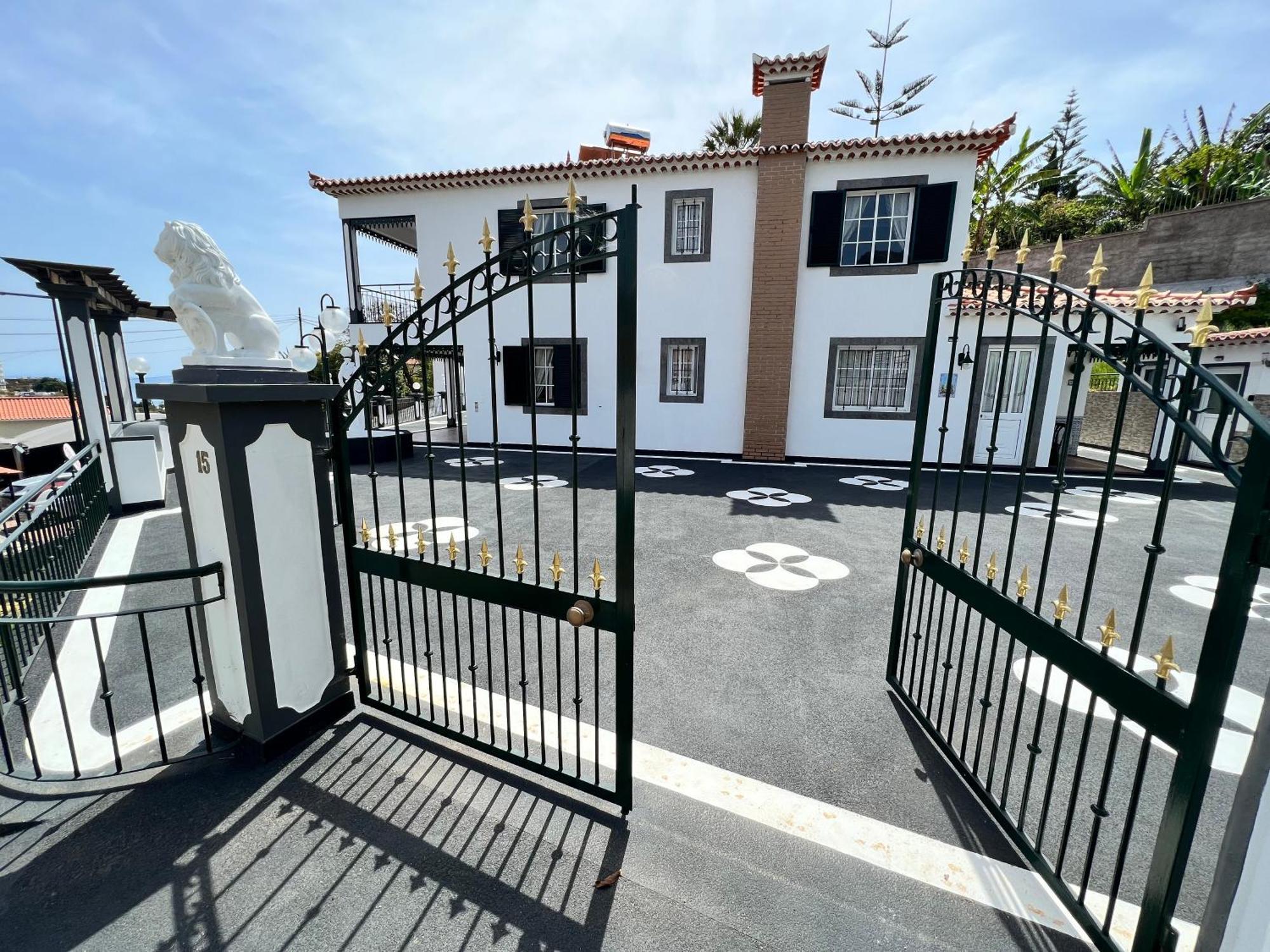 Classic Tranquil Madeiran 4-Bedroom Villa Funchal Екстериор снимка